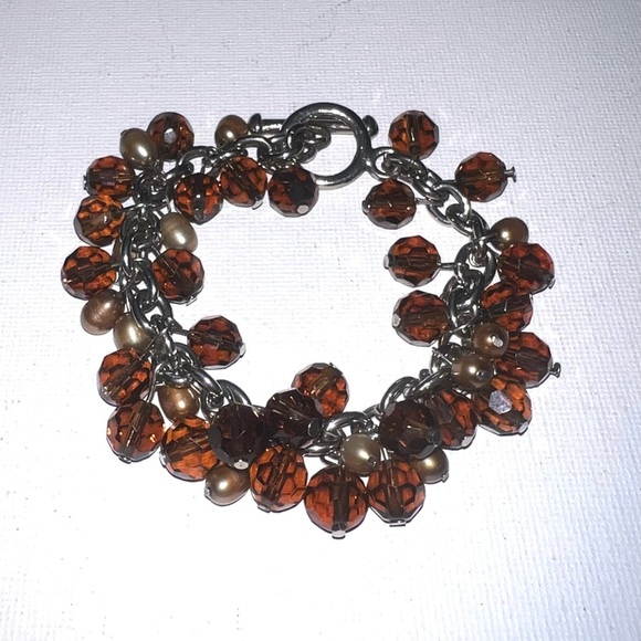 ♦️ 
Elegant Beaded Bracelet with Brown and Gold Accents - Picture 1 of 4